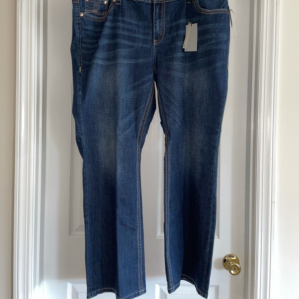 Seven7 Melissa McCarthy Bootcut Size 24 Jean